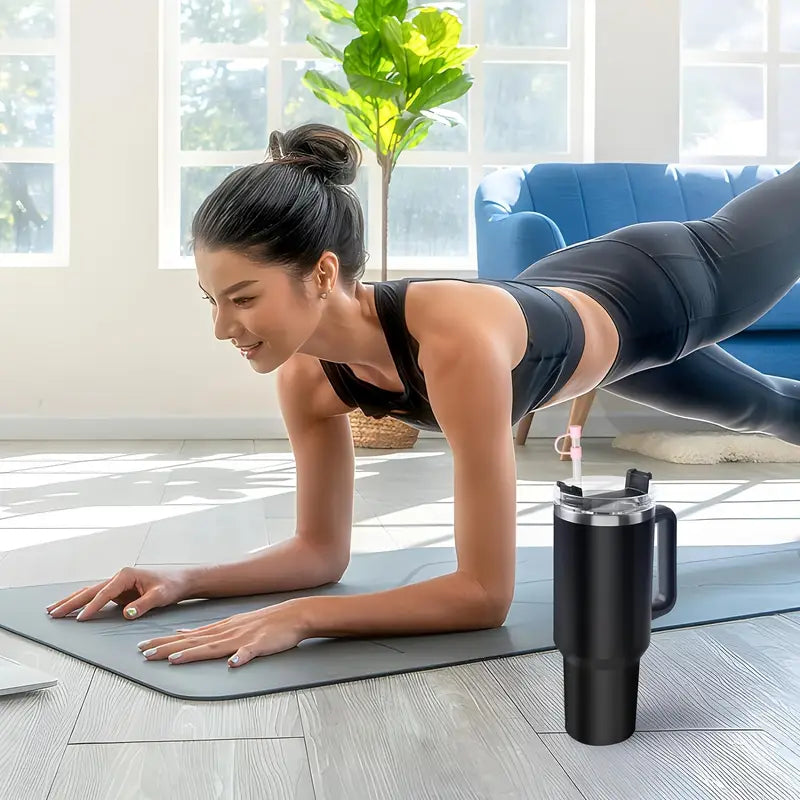 Ergonomic Insulated Tumbler with Handle & Straw – Leakproof & Travel-Friendly